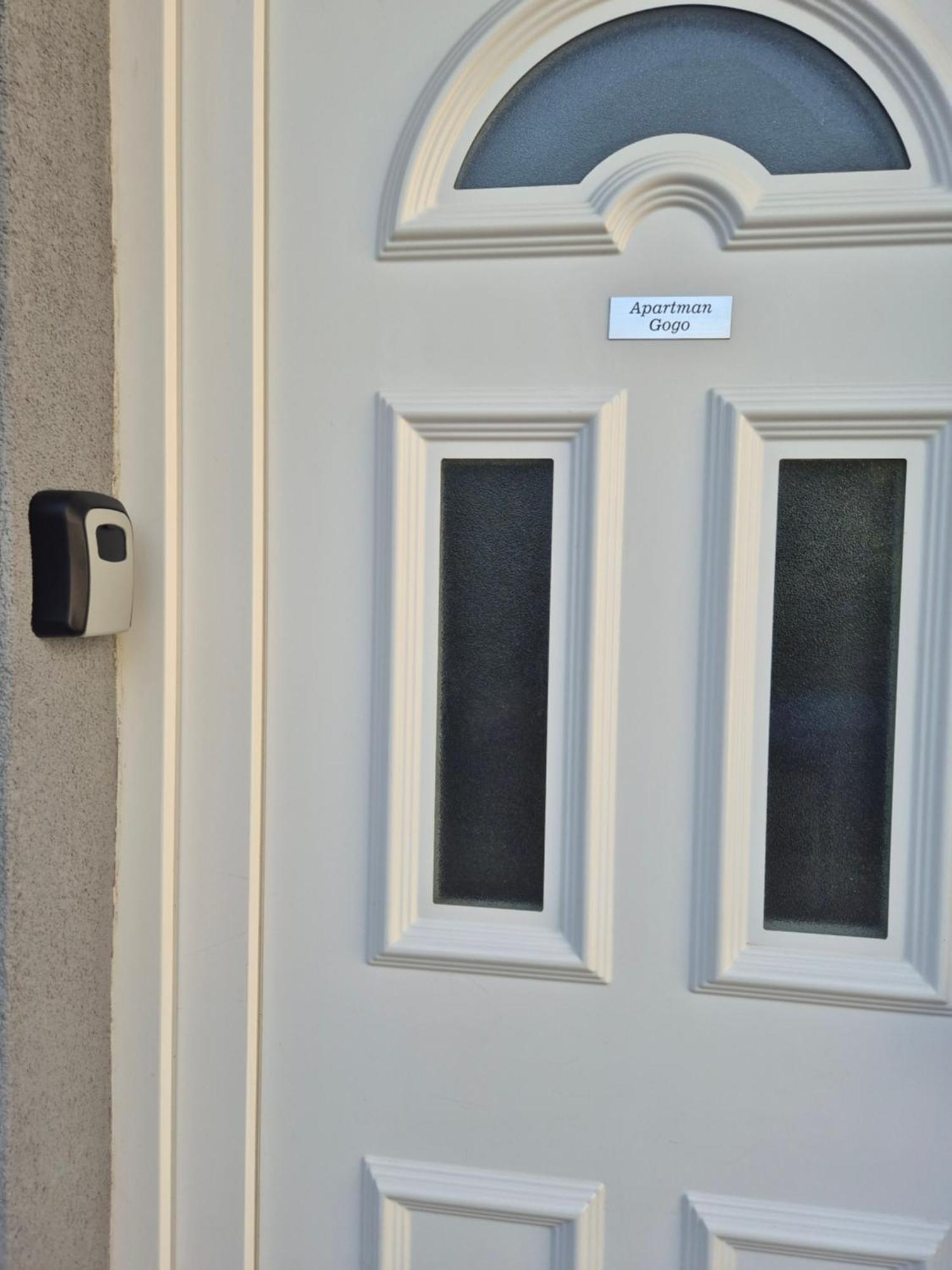 Apartment Gogo Free Parking スプリト エクステリア 写真